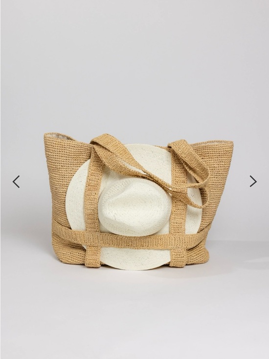 Hat Attack Handbags - Hatattack Straw Tote Beach Bag - Natural Beige & Cream